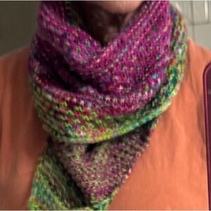 Hand-Knit Triangle Scarf in Pink & Green Speckle